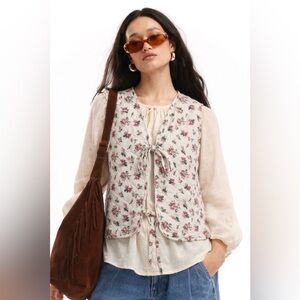 Quilted Floral Vest - Pink and White Pattern